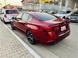 نیسان ئەلتیما